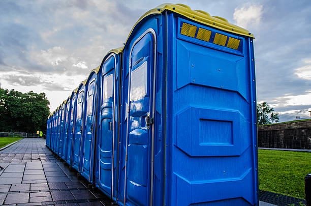 Best Portable restroom trailer rental  in Bartow, FL